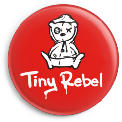 Tiny Rebel | Médaillon